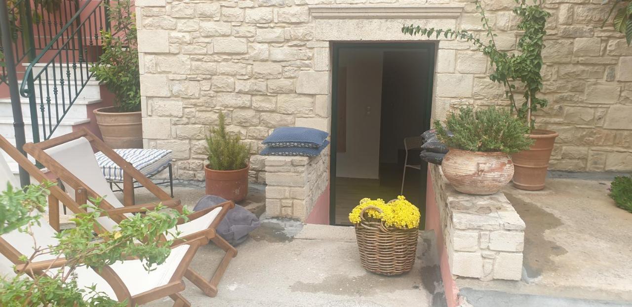 Arismari Apartment Moirai Luaran gambar